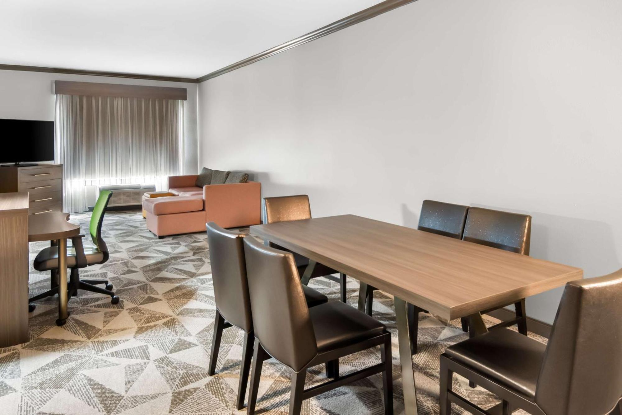 Big Country Hotel & Suites, Surestay Collection By BW Abilene Esterno foto