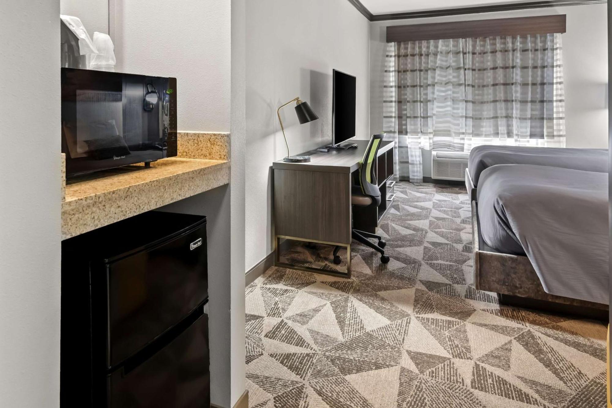 Big Country Hotel & Suites, Surestay Collection By BW Abilene Esterno foto